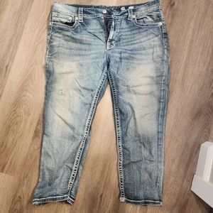 Womens Miss Me Capris